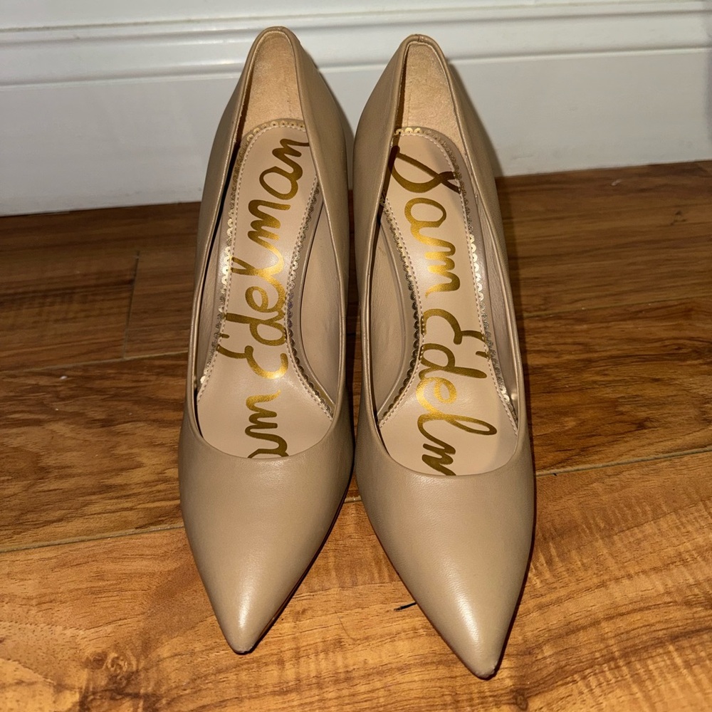Sam Edelman Beige Pointed Toe Leather Pumps